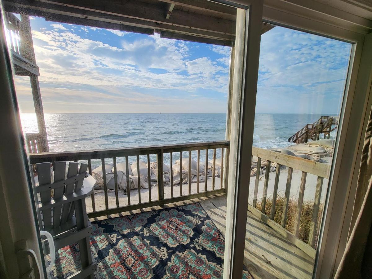 Steps To The Ocean! 129 *